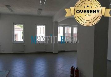 Reality MAXFIN REAL - prenájom priestoru  113m2 na pešej zóne v Nitre