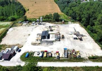 Reality Kancelárske priestory, Trávnik