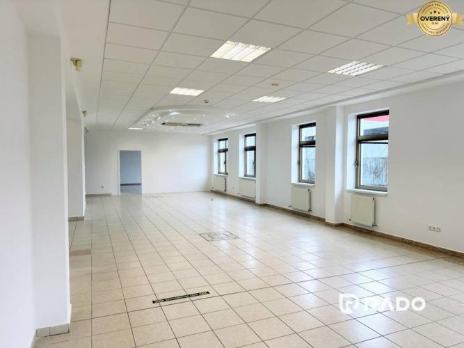 Reality RADO | NA PRENÁJOM reprezentatívne priestory 400 m2 + parkovanie