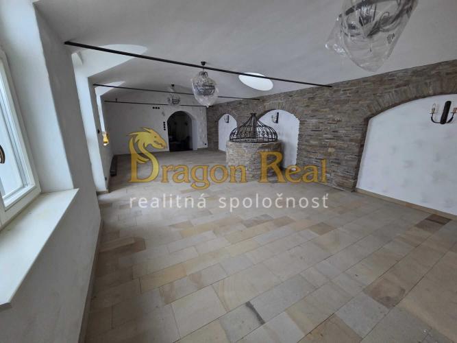 Reality PRENÁJOM – Komerčné priestory o rozlohe 137m2 – PREŠOV