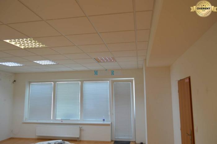 Reality Maxfinreal Kancelária s parkovaním a terasou v Nitre 42m2