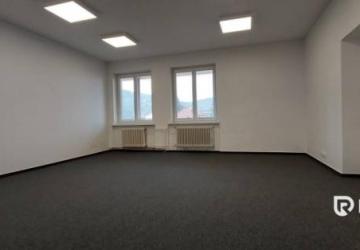 Reality RADO | Prenájom kancelárie 33 m2 - Trenčín