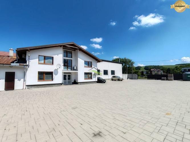 Reality Reprezentatívna administratívna budova s dielňou vo Vranove nad Topľou
