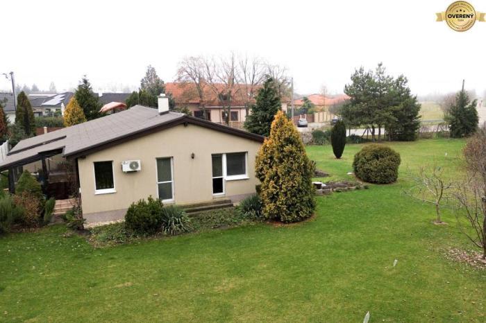 Reality Investičná príležitosť v Kvetoslavov - DOM ideálny pre súkromnú škôlku