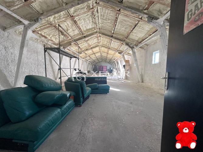 Reality PREDAJ Skladový priestor s kanceláriou pri Banskej Bystrici