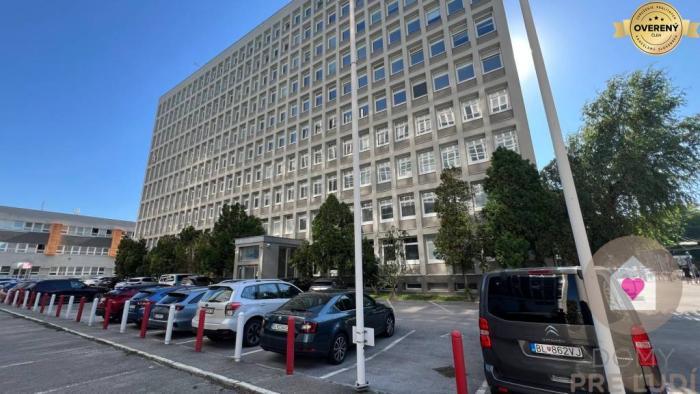 Reality Kancelárske celky od 19,83 m2 až po  do 479 m2, BA II. Miletičova