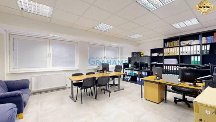 Reality Predaj kanc./obchodný priestor, kompl. rekonštrukcia, Kazanská