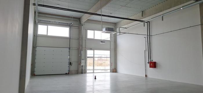 Reality Na predaj ponúkame dokončené moderné sklady/ výstavbu od 300m2, kataster Senec.!!!