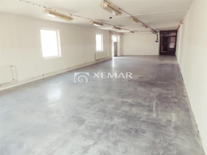 Reality Na prenájom skladové-výrobné priestory - BB- EXKUZIVNE