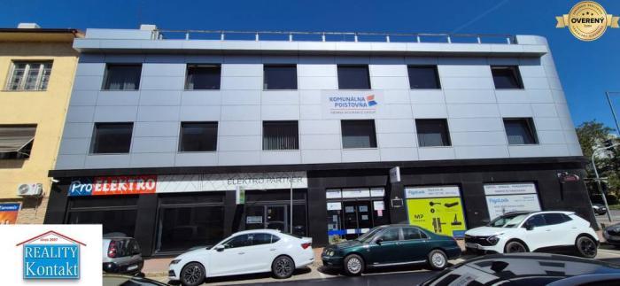 Reality VOĽNÉ obchodné priestory na prenájom - Nové  Zámky 119 m2