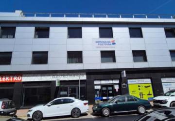 Reality VOĽNÉ obchodné priestory na prenájom - Nové  Zámky 119 m2