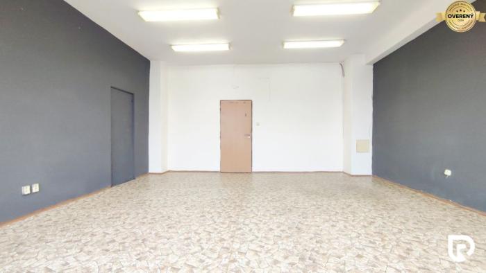 Reality RADO | Prenájom od 11 m² do 56 m² kancelárie | Zlatovce
