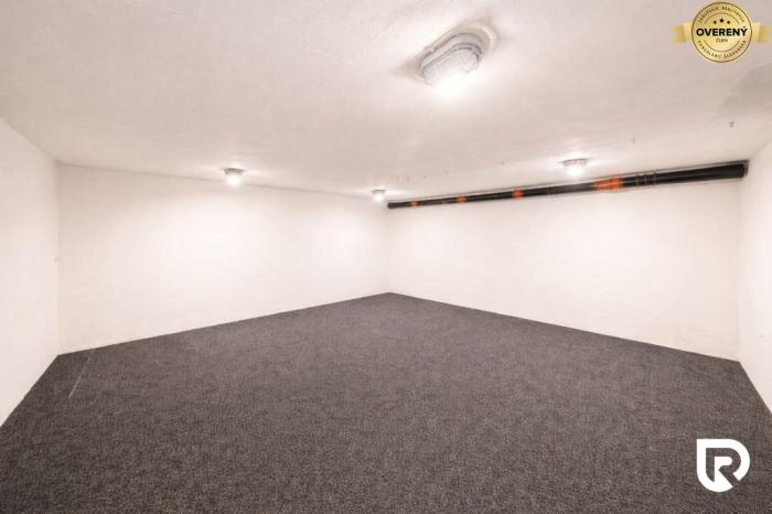 Reality RADO | Prenájom od 7 m² do 66 m² skladových priestorov | Zlatovce