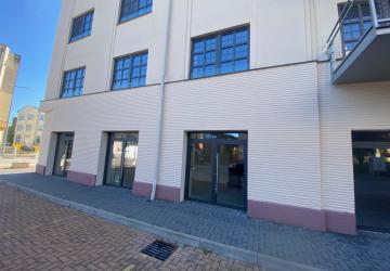 Reality PREDAJ novostavby komerčného priestoru na služby aj obchod