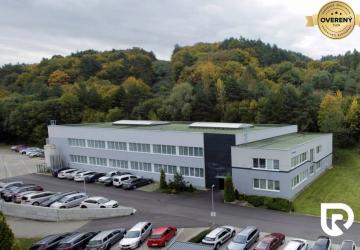 Reality RADO | Na prenájom hala 2100 m2  | Nová Dubnica