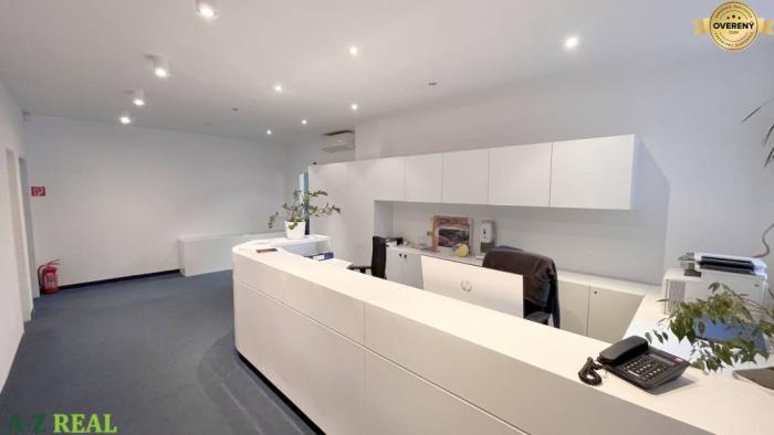 Reality Prenájom kancelárie s TERASOU, Mýtna ul. 212m2 - 276m2