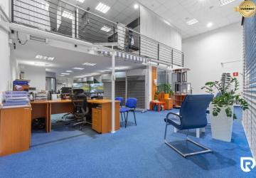 Reality RADO | Kancelárie-Showroom 357 m², Zadunajská cesta, Petržalka, BA
