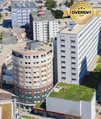 Reality Moderné kancelárske priestory na prenájom v novostavbe v širšom centre