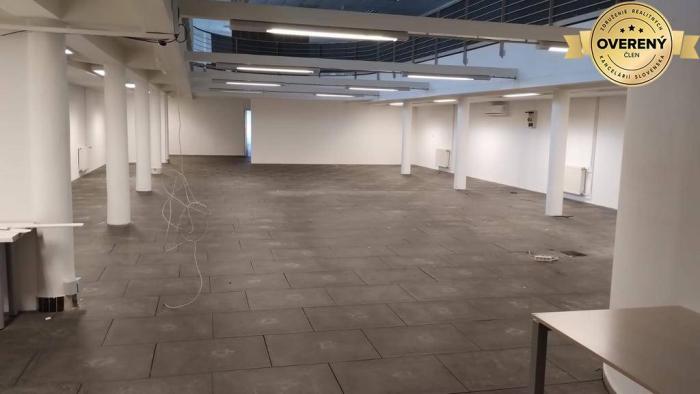 Reality Skladovo-kancelársky, príp. obchodný priestor. Ivanka pri Dunaji