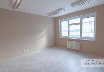 Reality Bez Provízie | Kancelária 17m2 | Paulínyho ulica | Bratislava - Staré Mesto