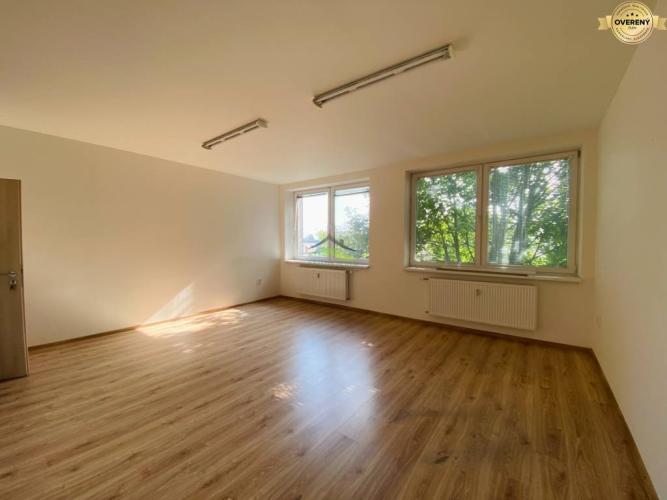 Reality Administratívne priestory na Priemyselnej ulici - 30 m2