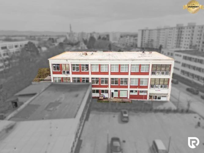 Reality RADO | Budova s pozemkom 2065m2, Vrbové - Piešťany