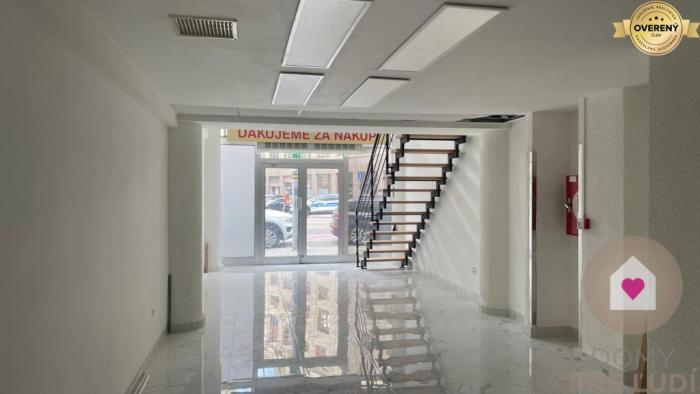 Reality Veľký svetlý obchodný príestor , BA I. Staré Mesto Luxor, Štúrová