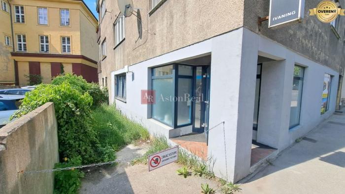 Reality Predaj: Obchodný priestor - 71m2, Považská ulica - Ružomberok