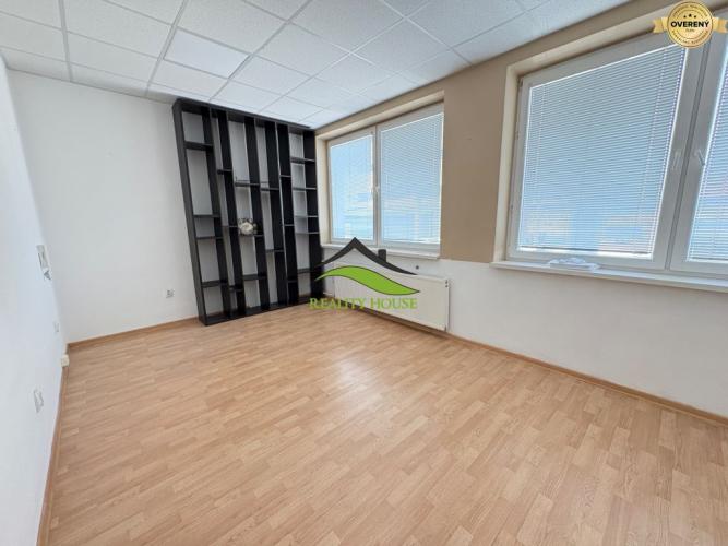 Reality Nová kancelária na Prenájom - 18m2  - Priemyselná ulica