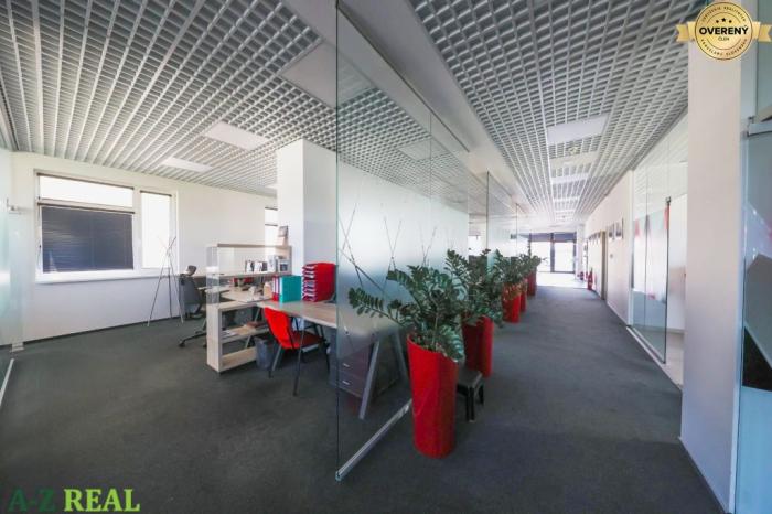 Reality Prenájom kancelárií s TERASOU a výborným parkovaním, 264 m2, Ružinov