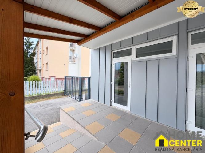 Reality NA PRENÁJOM menší podnikateľský priestor /20 m2/ Komárno
