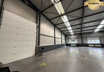 Reality Prenájom moderných skladovo-výrobných hál 360m2, 600m2, príp.960m2.