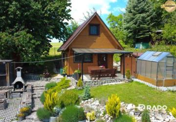 Reality RADO | Romantická chata s nádherným výhľadom - Lednické Rovne!