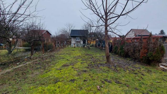 Reality Chatka so záhradou v Nových Zámkoch