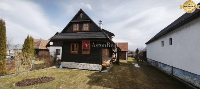 Reality Predaj ! Výnimočná historická chalupa- Liptovské Kľačany