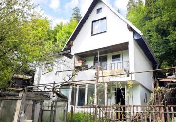 Reality Predaj: Chata Laskomer, aj na celoročné bývanie 50m2 3 podlažia.
