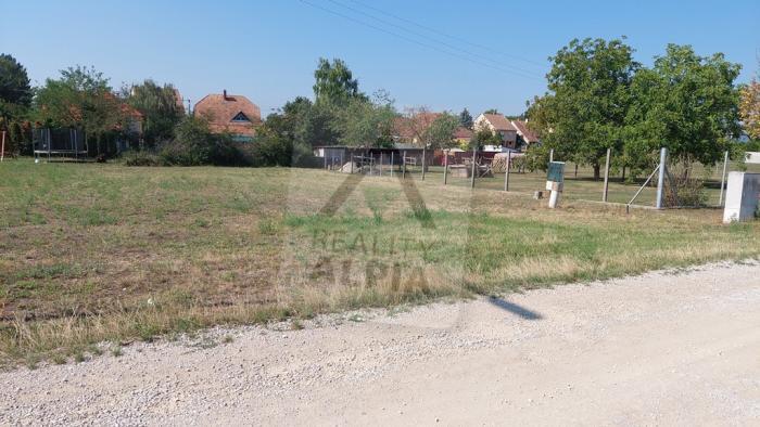 Reality Stavebný na rodinný dom, Komárno