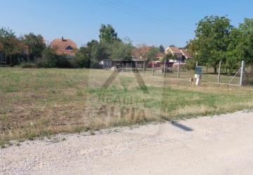 Reality Stavebný na rodinný dom, Komárno