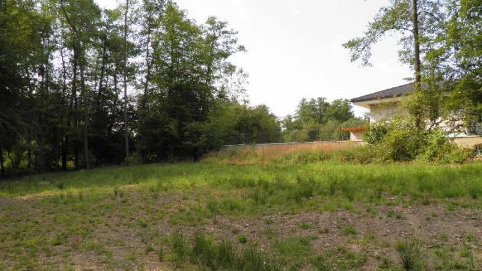 Reality Stavebný pozemok Považská Bystrica, voda, elektrina.