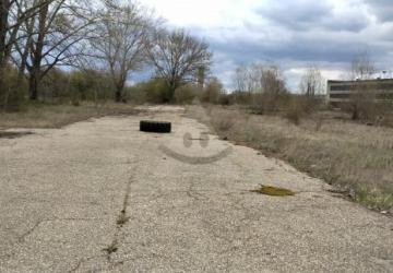 Reality Stavebný na rodinný dom, Nána