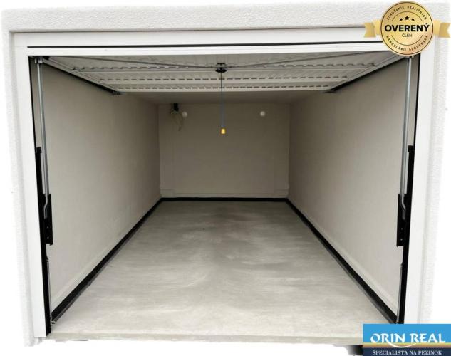 Reality KÚPA POZEMKU NA UMIESTNENIE GARÁŽÍ