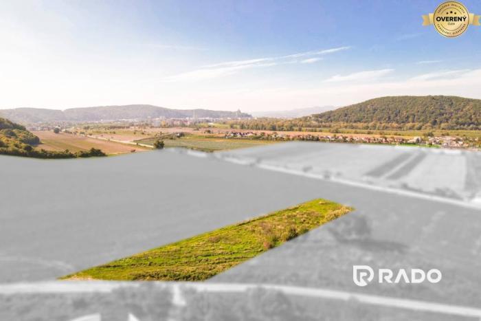 Reality RADO | Stavebný pozemok 1990m2 priamo v Trenčíne.