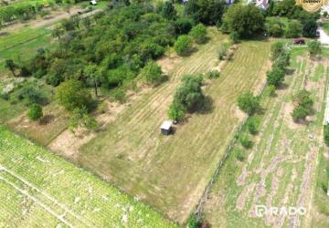 Reality RADO | Veľký investičný pozemok pre viacero domov - Pruské - Savčina!