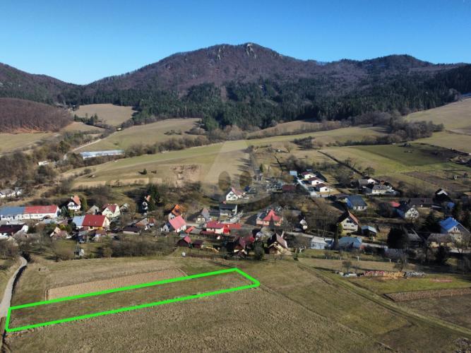 Reality Stavebný na rodinný dom, Hradná