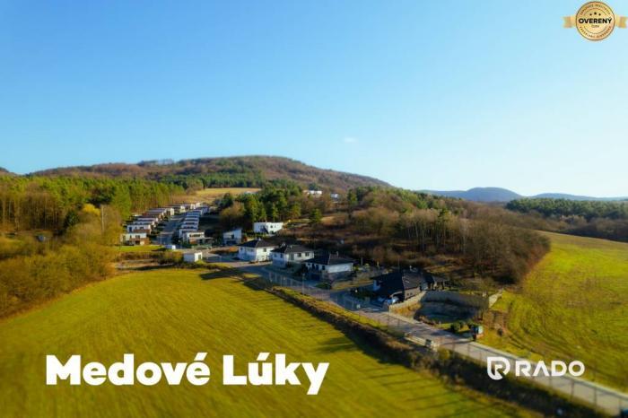 Reality RADO | Na predaj exkluzívny stavebný pozemok – Medové Lúky