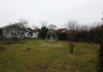 Reality Stavebný na rodinný dom, Rosina