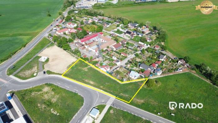 Reality RADO | pozemok s projektom na HALU | Pezinok