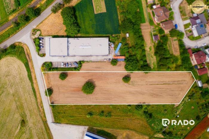 Reality RADO | Stavebný pozemok v priemyselnej zóne 5530m2 | Nemšová