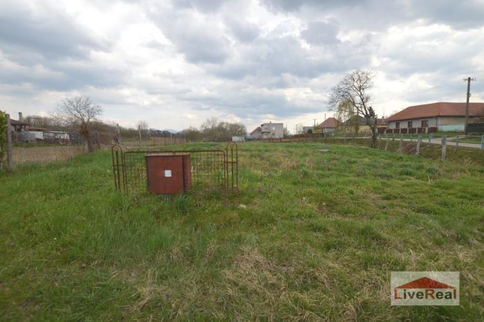 Reality Stavebný pozemok, centrum, Blesovce, 16a, elektrina, plyn, studňa