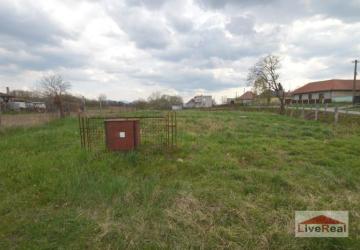 Reality Stavebný pozemok, centrum, Blesovce, 16a, elektrina, plyn, studňa